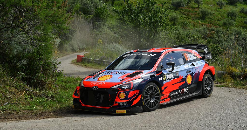 T.Neuville / M.Wydaeghe - Hyundai i20 WRC