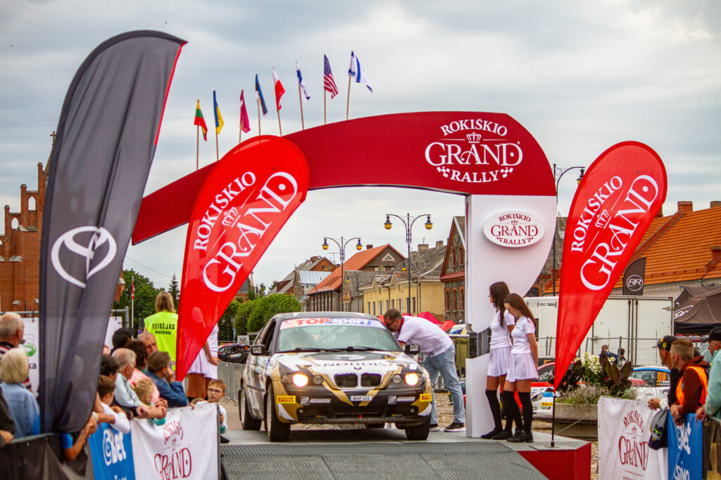 Ovidijus Vaštakas
Mantas Žalandauskas
BMW E46