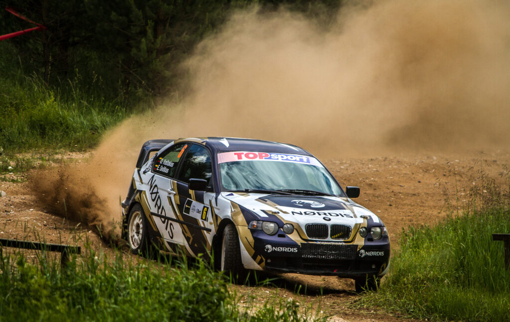 Ovidijus Vaštakas
Mantas Žalandauskas
BMW E46